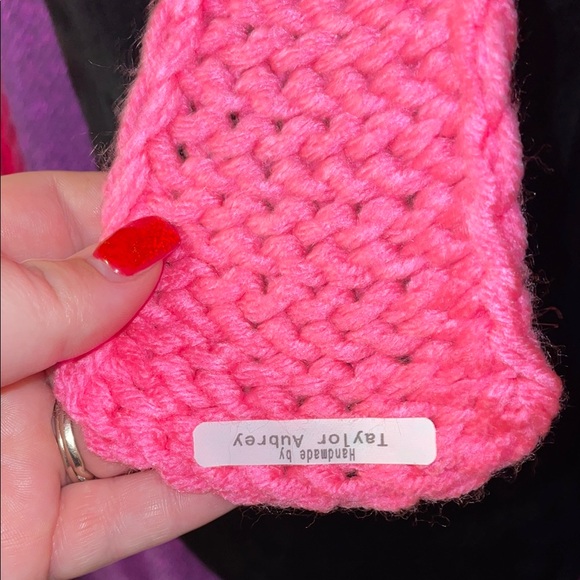 Neon Pink Knit Scarf - Picture 4 of 4